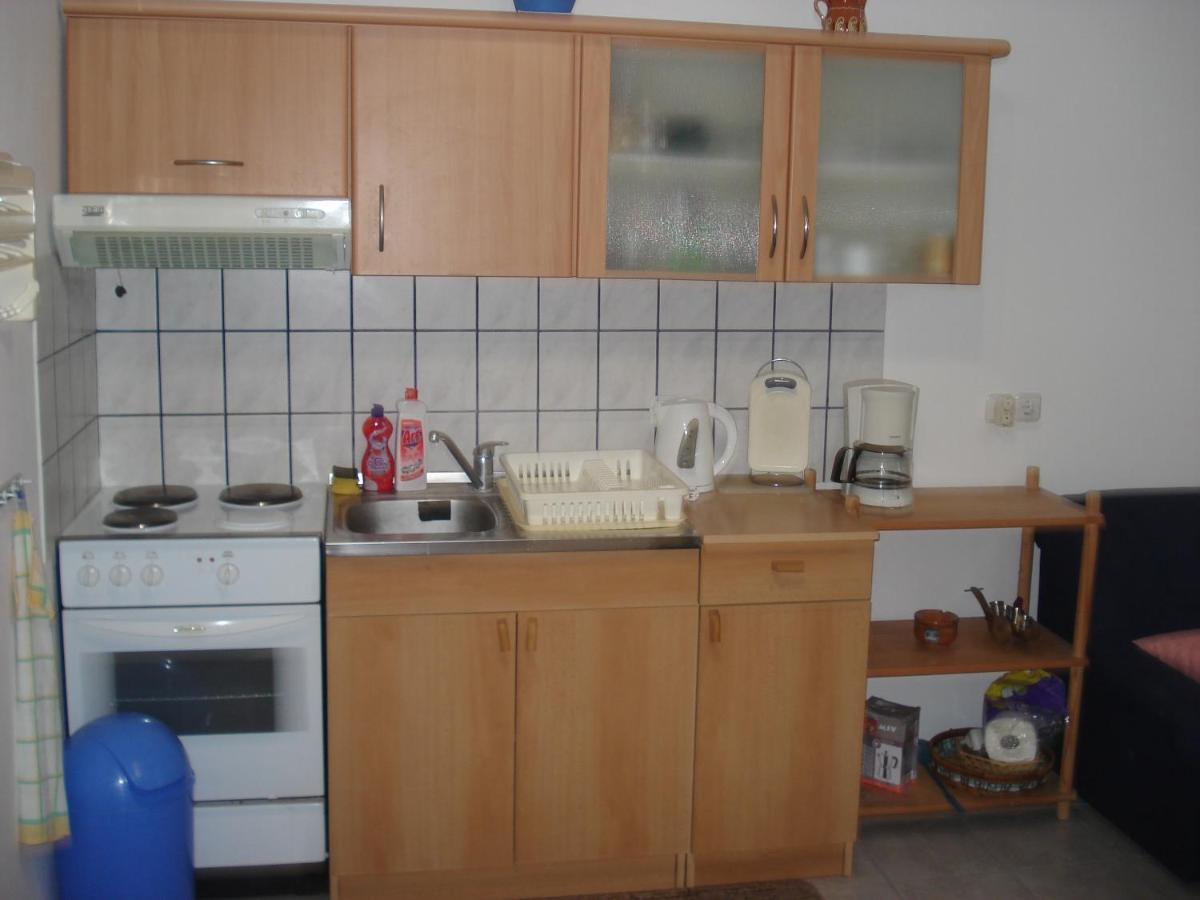 Apartments Zara Vir Bagian luar foto